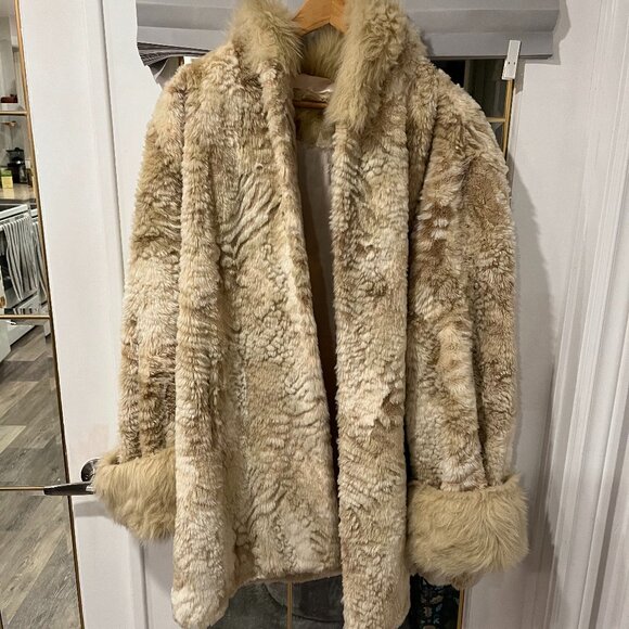 Nuage Fake Fur Jacket with Hood, size L/XL - Picture 1 of 5